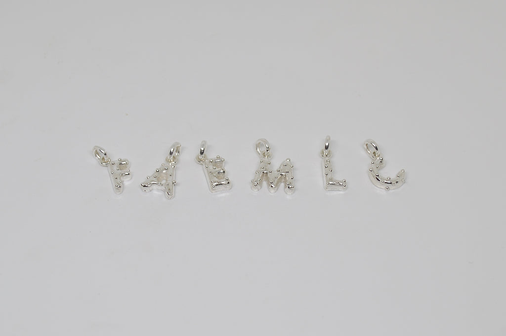 L’initiale – pendentif en argent 925