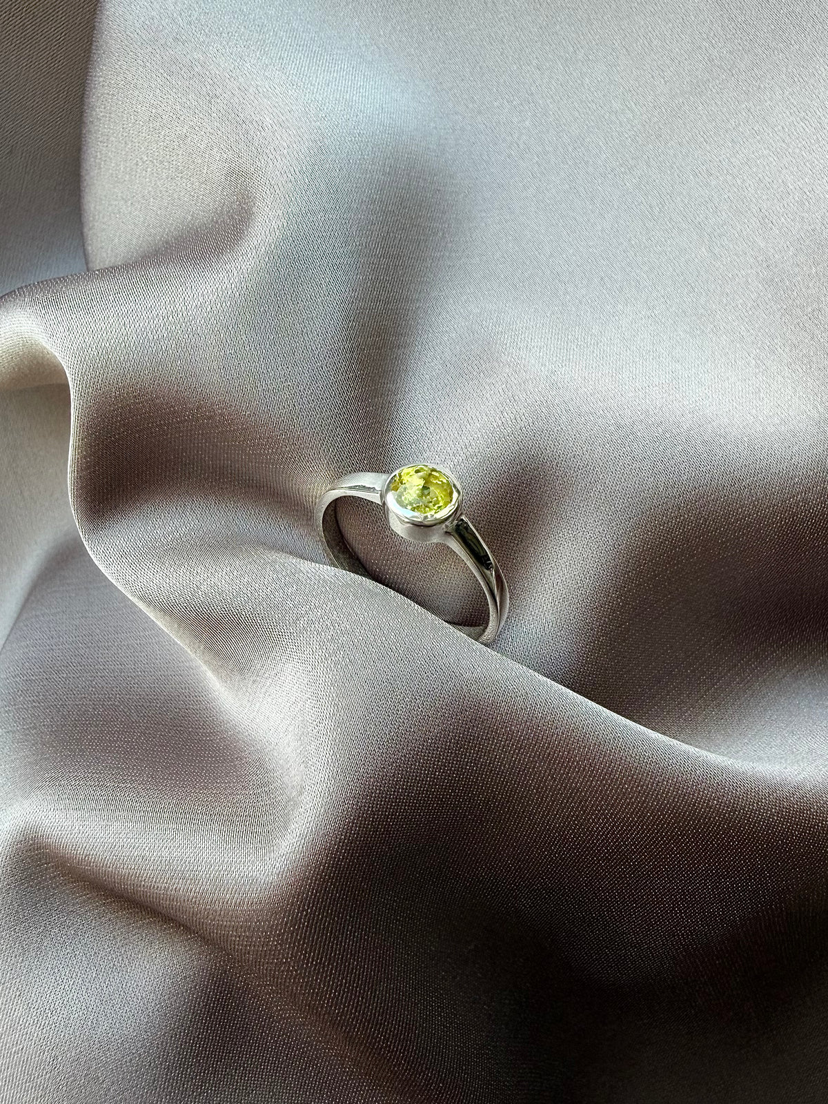 N°24 – Bague en argent 925 et saphir