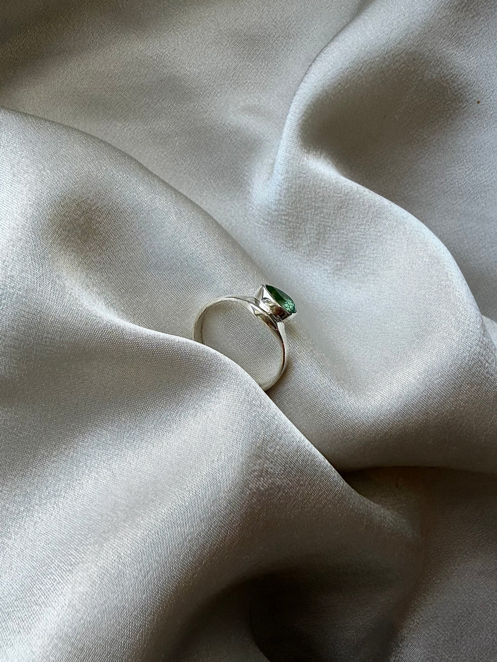 N°22 – 925 sterling silver and sapphire ring