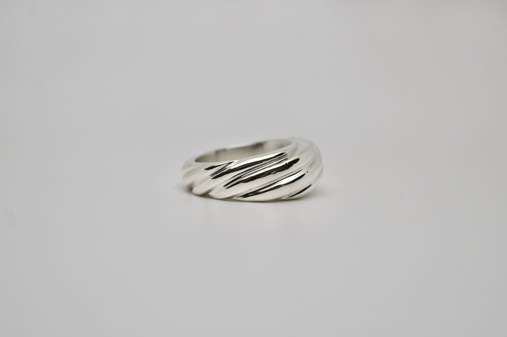 N°27 – 925 sterling silver ring (size 50)
