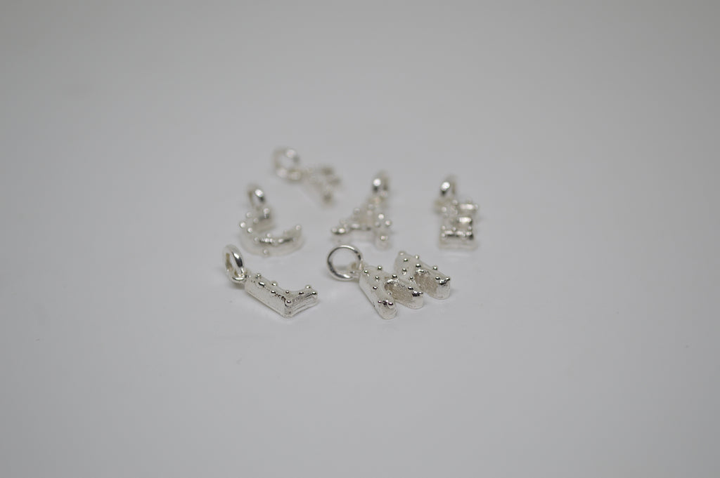 L’initiale – pendentif en argent 925