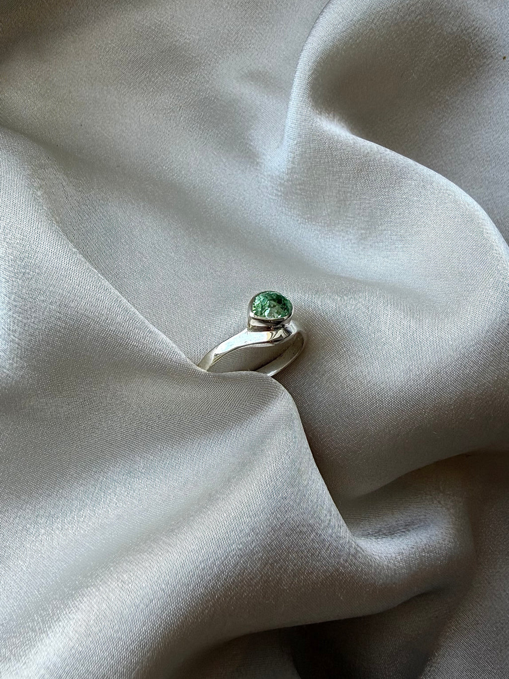 N°22 – 925 sterling silver and sapphire ring